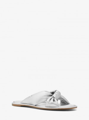 Michael Kors Elena Metallic Leather Srebrne | SN-MK27661